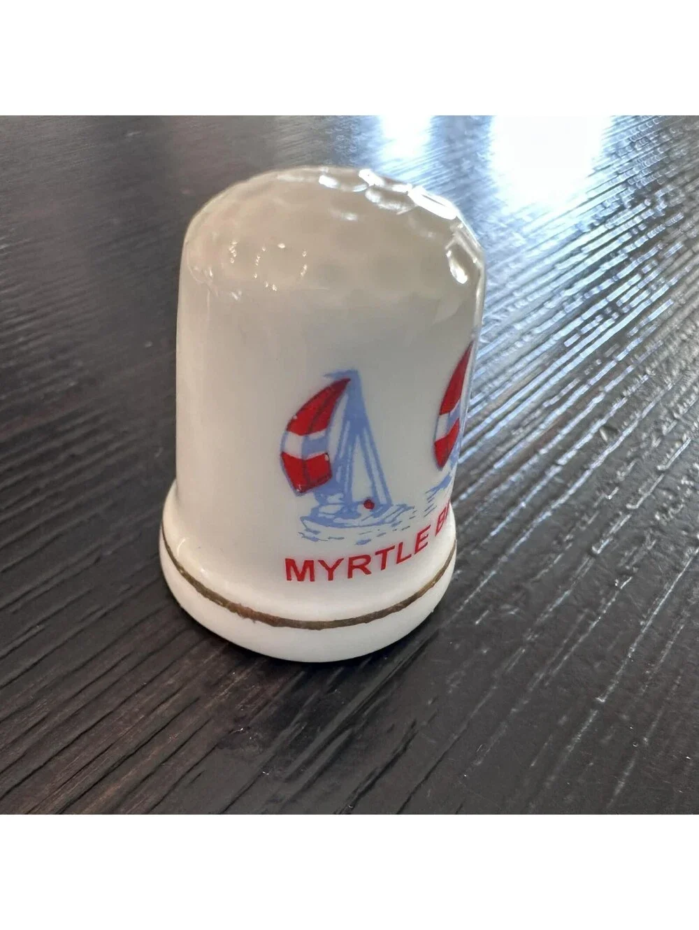 Myrtle Beach South Carolina Souvenir Thimble Sailboats Gold Trim EUC